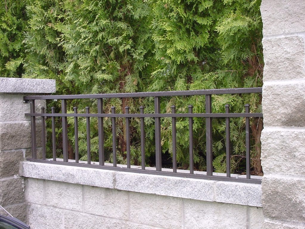 How to Maintain Your Metal Fence: Tips for Long-Term Durability and Aesthetic