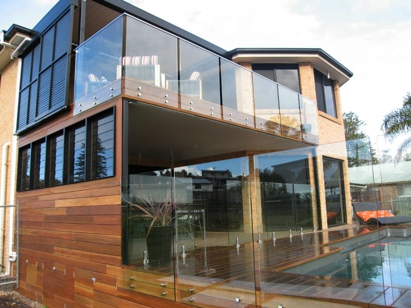 Glass Railing Systems: Types, Design Options, and Key Advantages