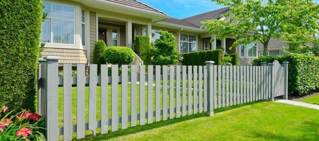 Which Fence is Right for Your Backyard?