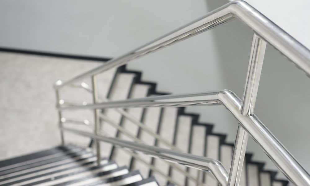 Aluminum vs. Steel Railing in Surrey, BC: A Practical, Real-World Comparison for Rain, Moisture, and Coastal Air